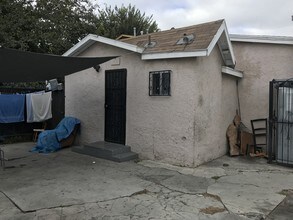9538 Compton Ave in Los Angeles, CA - Building Photo - Building Photo