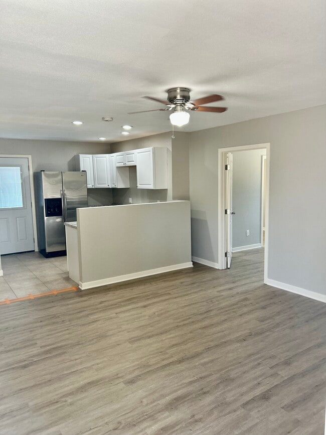 1035 Olive Ave, Unit 1 in Ramona, CA - Building Photo - Building Photo