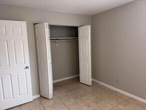 125 SE Millwood Terrace in Stuart, FL - Foto de edificio - Building Photo