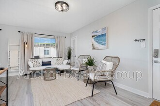 909 Pacific Ave in Virginia Beach, VA - Building Photo - Building Photo