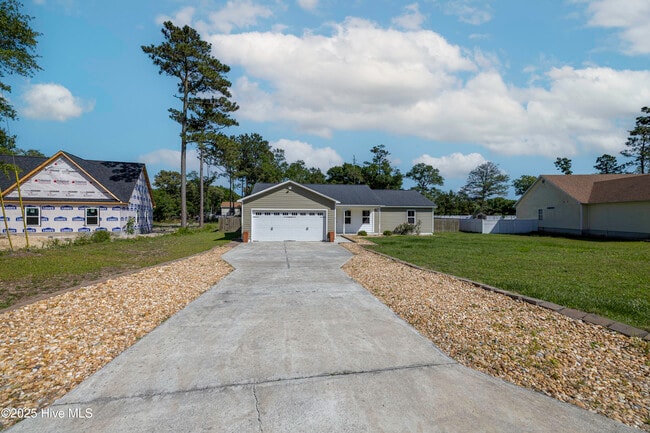 property at 209 Oak Grove Cir