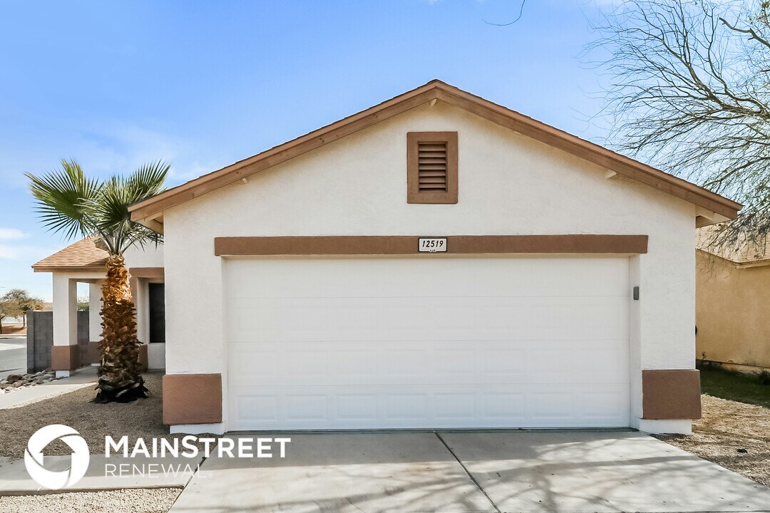 12519 N Pablo St in El Mirage, AZ - Building Photo