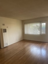 918 W Huntington Dr in Arcadia, CA - Building Photo - Building Photo