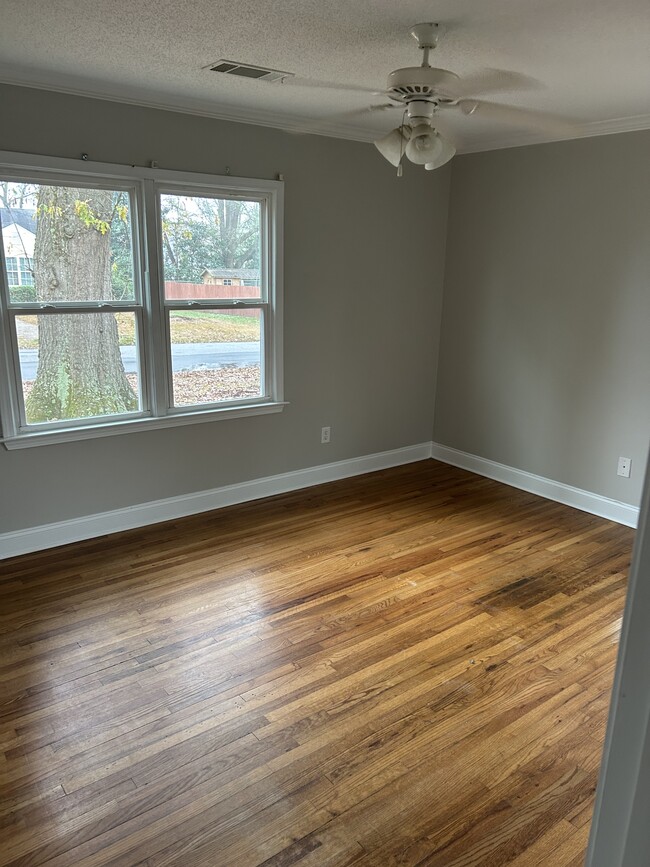 272 Buena Vista Ct in Winder, GA - Foto de edificio - Building Photo