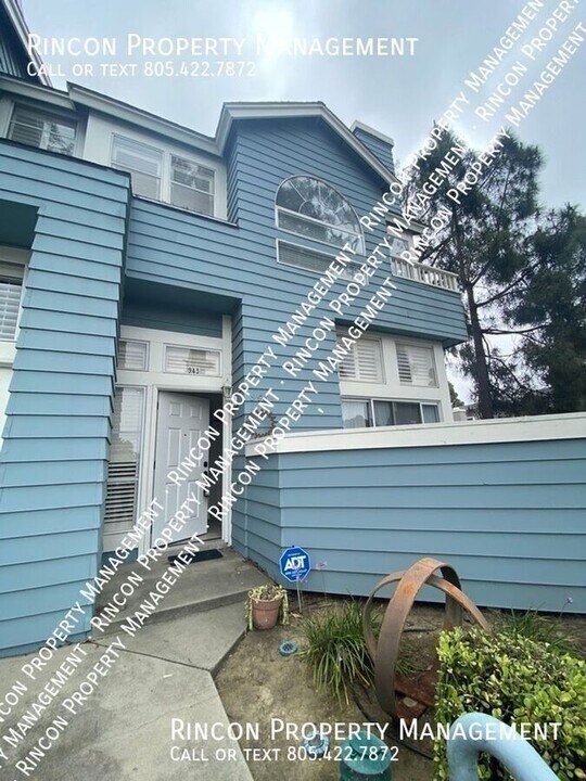 943 Goodman St in Ventura, CA - Building Photo