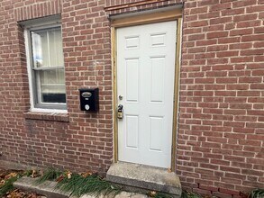 261 Hillside Ave in Torrington, CT - Building Photo - Building Photo