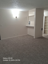 4737 Artesia Blvd in Lawndale, CA - Foto de edificio - Building Photo