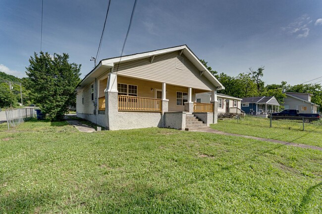 3214 Curtis St in Chattanooga, TN - Building Photo - Building Photo