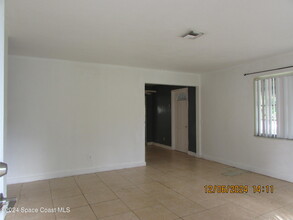 2805 11th Ave in Vero Beach, FL - Building Photo - Building Photo