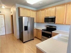 6597 Olive Ln N in Maple Grove, MN - Building Photo - Building Photo