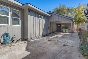 430 Hutcheson St in Houston, TX - Building Photo