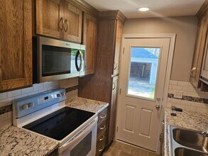 1720 High St in Lincoln, NE - Building Photo - Building Photo