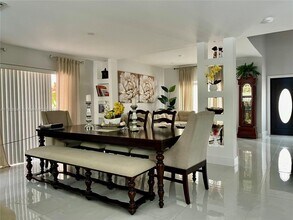 748 NW 135th Ct in Miami, FL - Building Photo - Building Photo