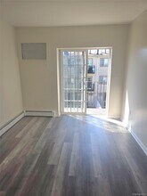 404 E 54th St in Brooklyn, NY - Foto de edificio - Building Photo