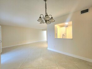 3178 Via Poinciana in Greenacres, FL - Building Photo - Building Photo