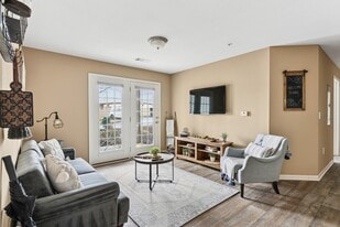 Overlook at Allensville in Sevierville, TN - Building Photo