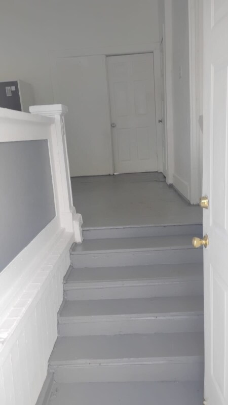 201-203 E Washington Ave-Unit -205-Apt3 in Harlingen, TX - Building Photo - Building Photo
