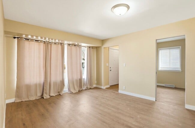 3328 Webber St in Saginaw, MI - Building Photo - Building Photo