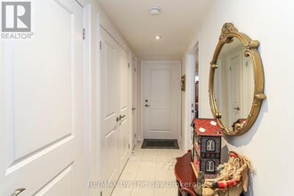 578 Mosley St in Wasaga Beach, ON - Building Photo - Building Photo