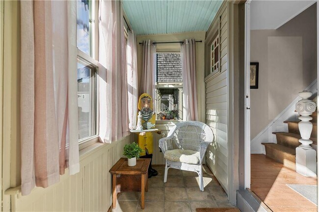 5 Lucas Ave in Newport, RI - Foto de edificio - Building Photo