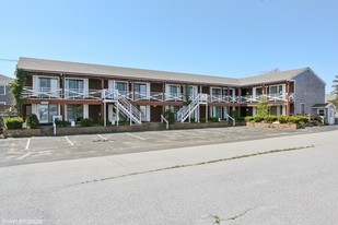 The DennisPort Motel Apartments