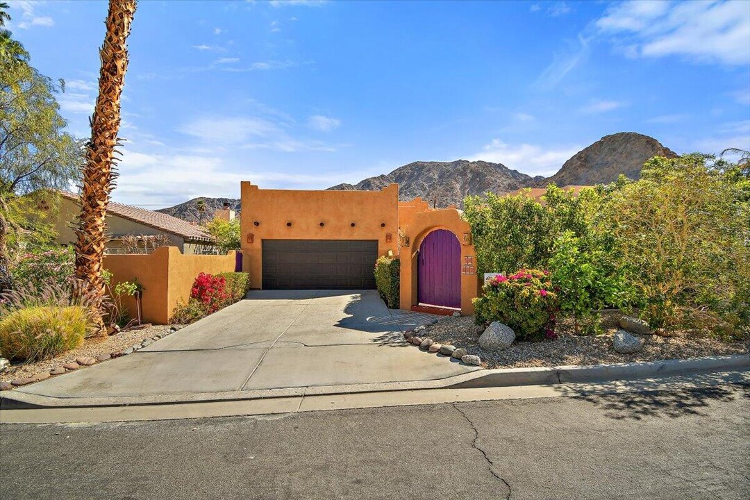 54820 Avenida Vallejo in La Quinta, CA - Building Photo