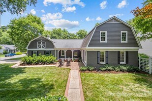 2544 Ainsdale Rd in Charlotte, NC - Building Photo