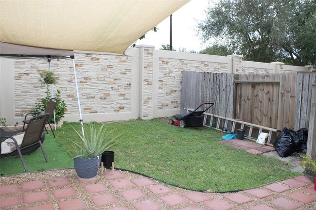 6110 Langham Mist Ln