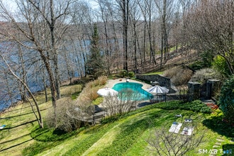 59 Sail Harbour Dr in New Fairfield, CT - Building Photo - Building Photo