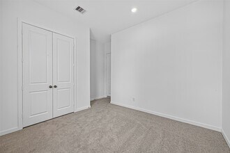 11119 Poplar Tree Dr in Cypress, TX - Foto de edificio - Building Photo