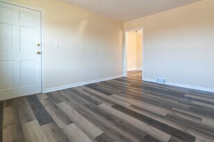 3514 Brockton Ln in Louisville, KY - Building Photo