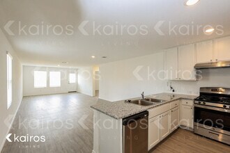 13827 Weir Pl in San Antonio, TX - Foto de edificio - Building Photo