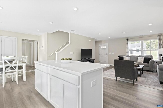 92 Everglades Rd in Barboursville, VA - Building Photo - Building Photo