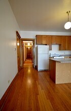1742 W Addison St, Unit 2 in Chicago, IL - Foto de edificio - Building Photo