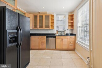 14 Seaton Pl NW in Washington, DC - Building Photo - Building Photo