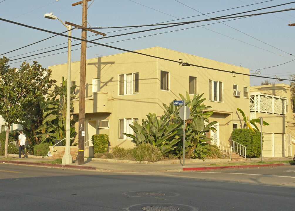 1200 N Gower St in Los Angeles, CA - Foto de edificio