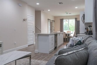 4449 Summer Flowers Pl in Kissimmee, FL - Building Photo - Building Photo