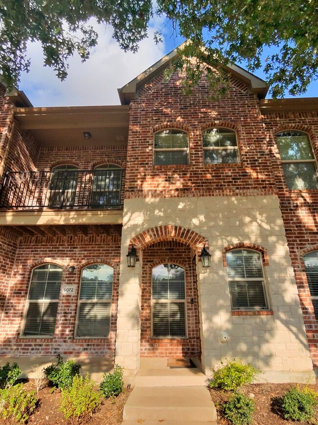 property at 6072 Pisa Ln