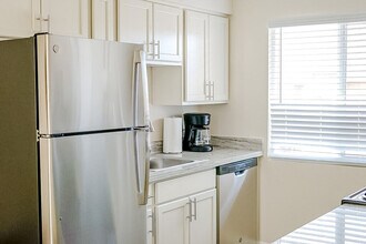 12701 N Pennsylvania Ave in Oklahoma City, OK - Building Photo - Building Photo