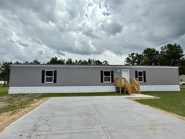 property at 530 Canterbury Ct