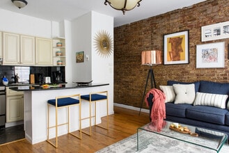 240 E 26th St in New York, NY - Building Photo - Building Photo