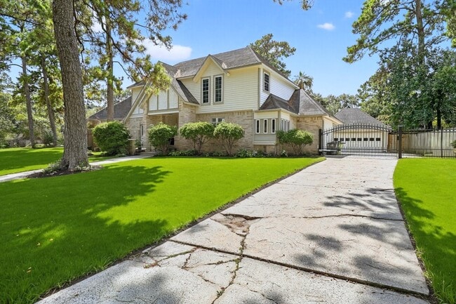 18307 Forest Elms Dr