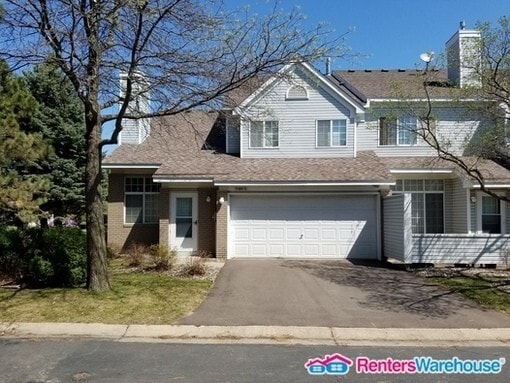 property at 546 Lovell Ave W