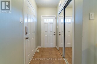 435 Cavanagh Ln in Milton, ON - Building Photo - Building Photo