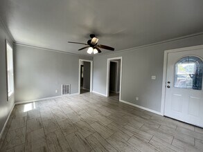 2157 Nelms Dr SW in Atlanta, GA - Building Photo - Building Photo