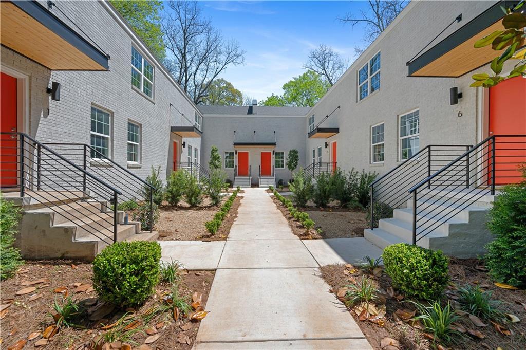 237 Howard St NE in Atlanta, GA - Foto de edificio