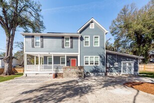 3358 Osceola St in North Charleston, SC - Building Photo