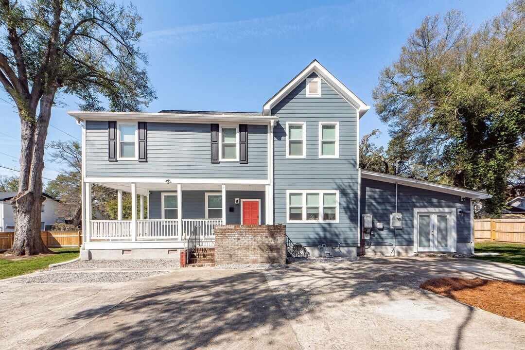 3358 Osceola St in North Charleston, SC - Building Photo
