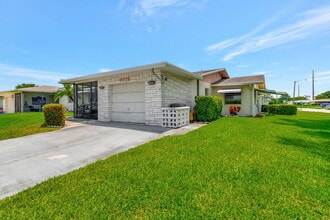 6078 Dusenburg Rd in Delray Beach, FL - Building Photo - Building Photo