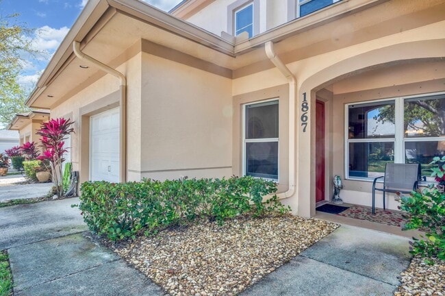1867 Sandhill Crane Dr in Fort Pierce, FL - Building Photo - Building Photo